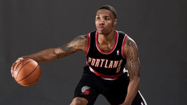 的讨论中 的讨论中