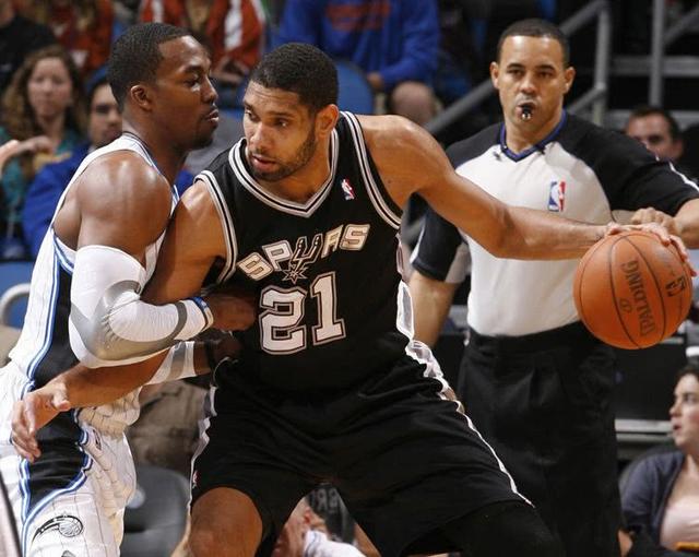 中场的控球 中场的控球