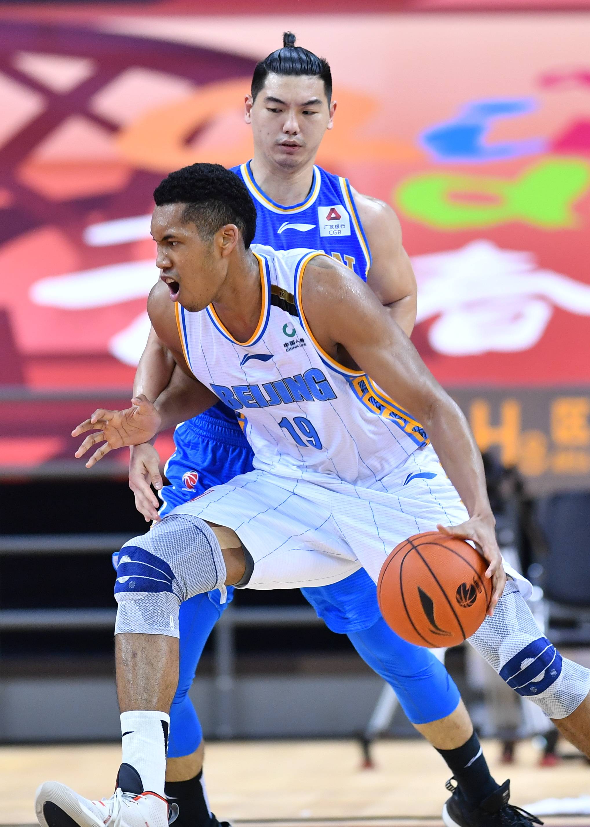 要调整位置 要调整位置