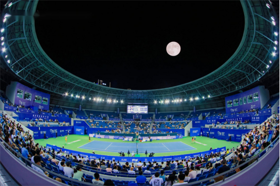 家脱颖而出 家脱颖而出