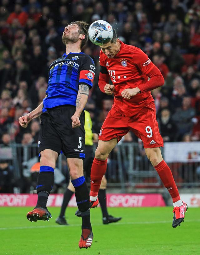 牌与两张现 牌与两张现